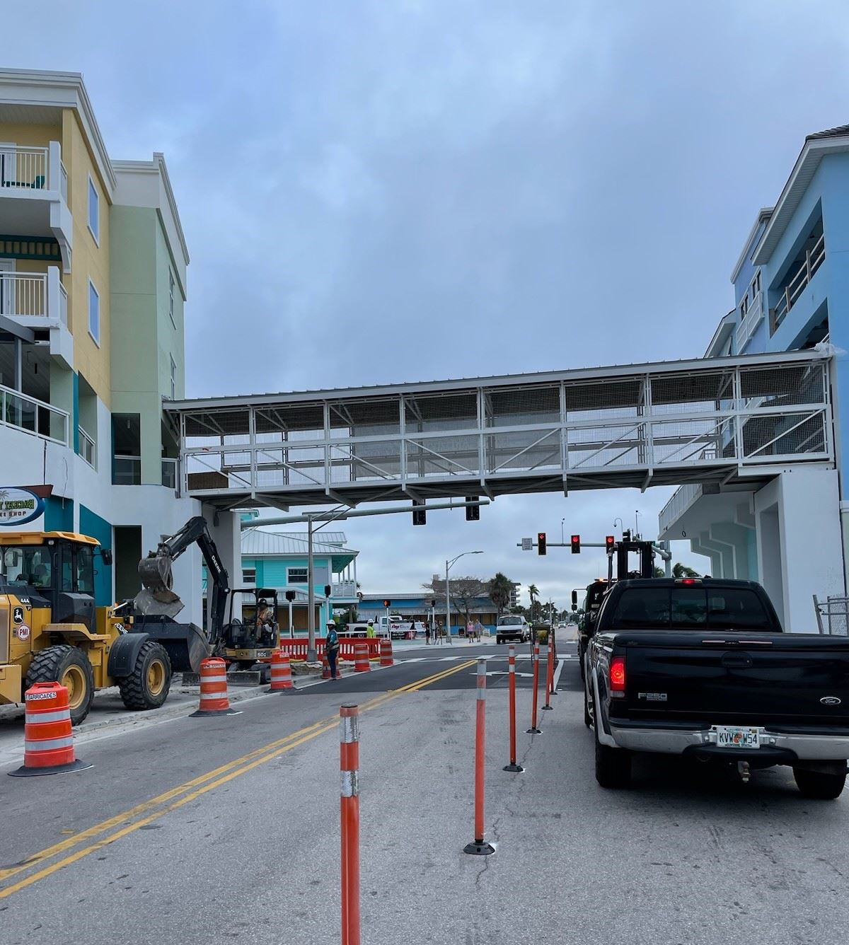 Intersection Estero, Crescent